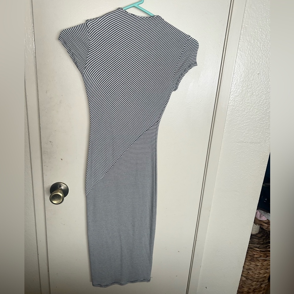 SHORT SLEEVE EXTRA LONG PENCIL DRESS